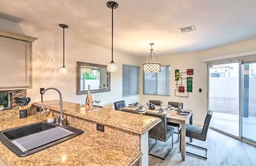 Las Vegas Casa | Peaceful & Spacious 3BD/2.5BA Getaway Home