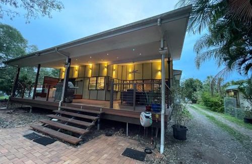 Nudgee Beach Apartamento | Peaceful, spacious hideaway
