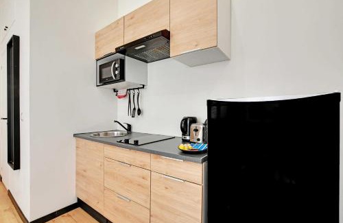 19th Arrondissement Apartamento | Peaceful studio - 2P - Buttes-Chaumont with AC