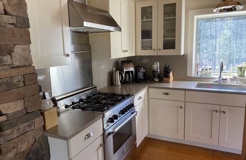 Woodstock Casa | Peaceful, stunning property 3 min to Woodstock-truly a "Blissful Getaway"