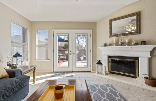 Anderson Mill West Casa | ★Peaceful Suburbs Haven★ | Lush Backyard | ♛Office