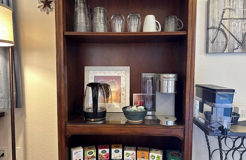 Baywood-Los Osos Apartamento | Peaceful Suite by the Bay Pet-Friendly