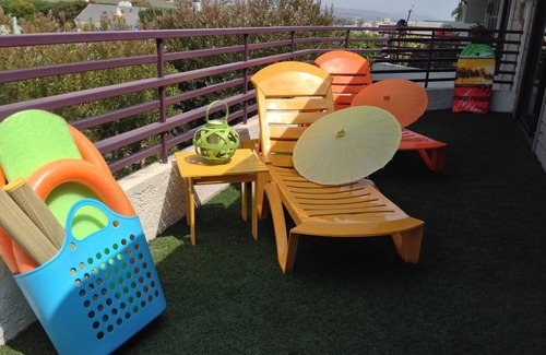 Santa Ana Heights Condominio | Tranquilo Sunny Dual Master PENTHOUSE Family Friendly Beach-Adj
