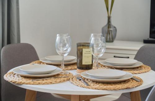 Krzyki Apartamento | Peaceful Wrocław Apartment for 4 Guests with Balcony by Noclegi Renters