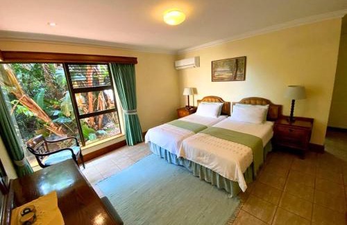 Zimbali Coastal Estate Casa | Peaceful Zimbali Escape with Pool, Deck & Views