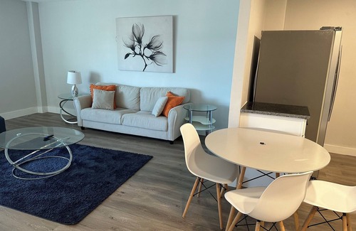 SoNo Apartamento | Peachtree towers Newly renovated Condo