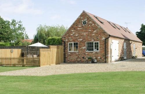 Lincoln Casa | Peacock Barn - E5479