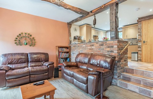 Sparrowpit Cabaña | Peacock Cottage