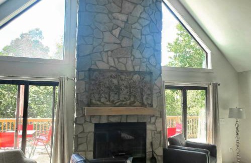 The Peaks at Lake Lure Casa | Peak-A-Boo