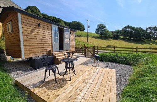 Hope Valley Cabina | Peak District Shepherds Hut