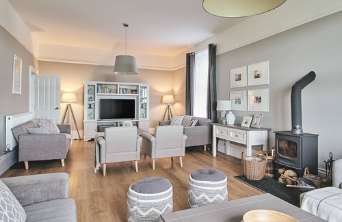 Llanerchymedd Apartamento | Peak Farmhouse & Cabin