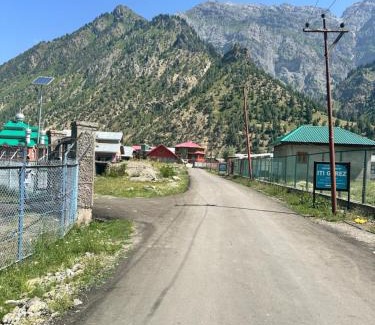 Gulmarg Casa | Peak View Guest House Gurez