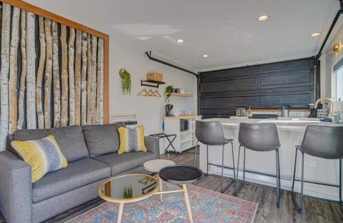 West Colorado Springs Casa | PeakView Lil Lux - Prime Spot King Hot Tub Views
