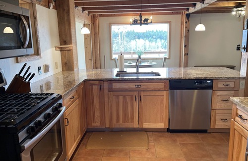Woodland Park Cabina | ^^PeakViewCabin, Amazing Views w/ Hot Tub 5 min from town-Peaceful and QUIET