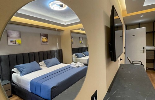 Durres Hotel | Peaky Hotel