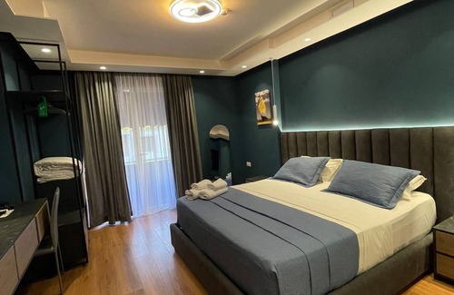 Durres Hotel | Peaky Hotel