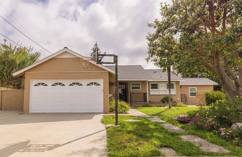 Northeast Anaheim Casa | PEAR KNOLL in Anaheim by Disney