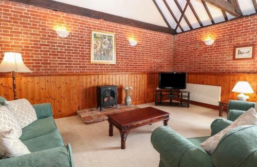 Wood Norton Casa | Pear Tree