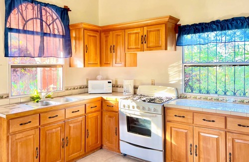 Mahogany Bay Casa | Pearl Cove Casita @ Dixon Cove