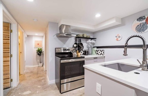 Alphabet Historic District Casa | Pearl District Stay AC + WiFi 2BR Sleeps 4