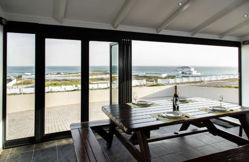 Yzerfontein Casa | Pearl Haven, coastal comfort just steps from the shore!