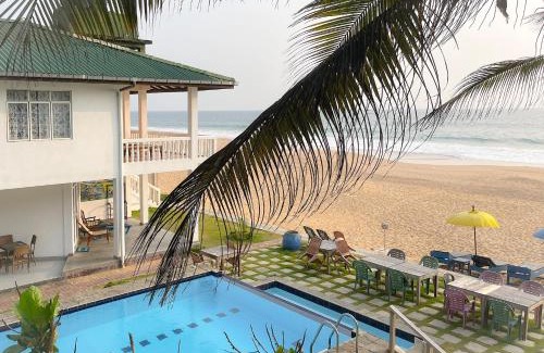 Thiranagama Hotel | Pearl Island Beach Hotel