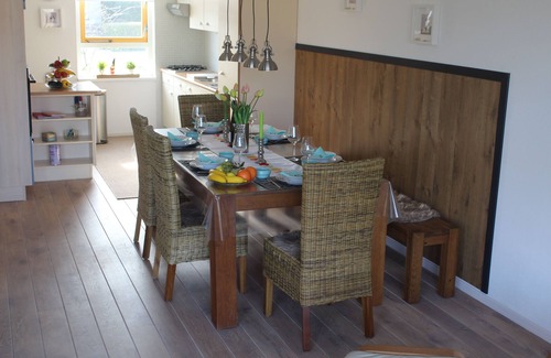 Medemblik Casa | Pearl justo en el IJsselmeer con un embarcadero y WiFi interno
