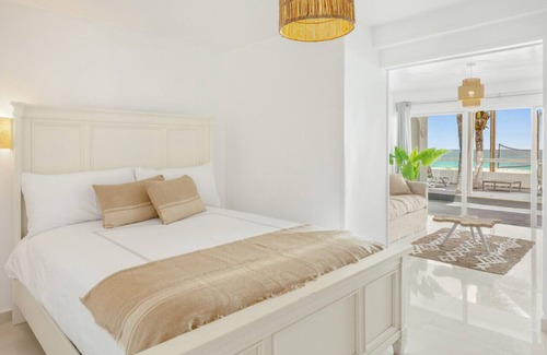 Beacon Hill Hotel | Pearl Room · CocoVaa Boutique Hotel - Pearl Suite