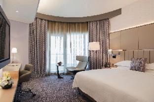 Capital Centre Hotel | Pearl Rotana Capital Centre