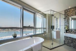 Capital Centre Hotel | Pearl Rotana Capital Centre