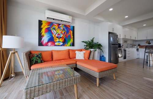 Ban Saiyuan Casa | Pearl Seaview Villa with Private Gym