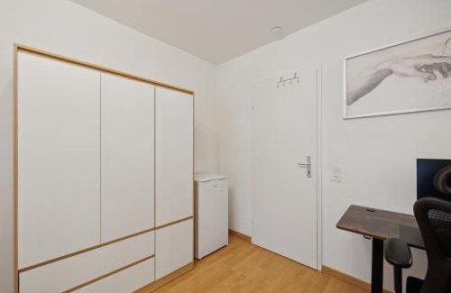 Winterthur Apartamento | Pearlstay - City Center Workplace Balcony Washer