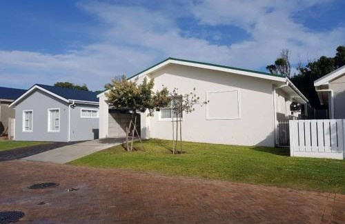 Pearly Beach Casa | Pearly Waves