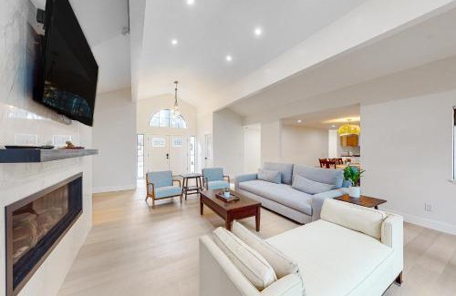 Del Monte Forest Casa | Pebble Beach Abundant Oasis
