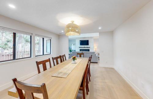 Del Monte Forest Casa | Pebble Beach Abundant Oasis