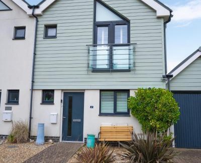 Worthing Casa | Pebble Beach Cottage
