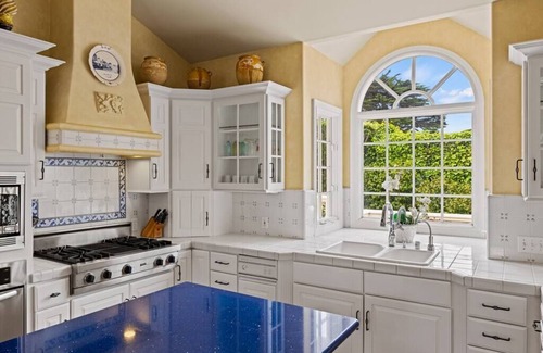 Del Monte Forest Casa | Pebble Beach Sweet Pea Generator/2 min walk to beach