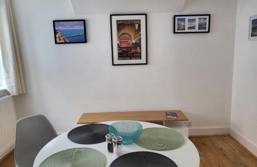 Worthing Casa | Pebble Cottage
