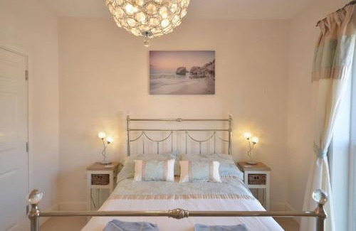 Worthing Casa | Pebble House (Goring-by-Sea)