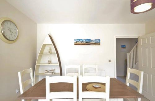 Worthing Casa | Pebble House (Goring-by-Sea)