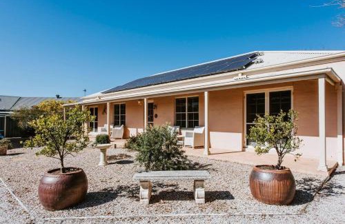 Central Mudgee Casa | 'Pebble Lane Cottage' A Charming Mudgee Stay