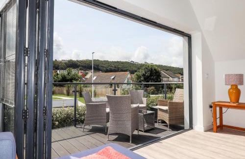 Westleigh Casa | Pebble Ridge View