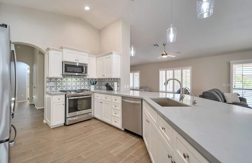 Pebblecreek Casa | Pebblecreek Resort! Totally remodeled with virtually fresh and new everything!