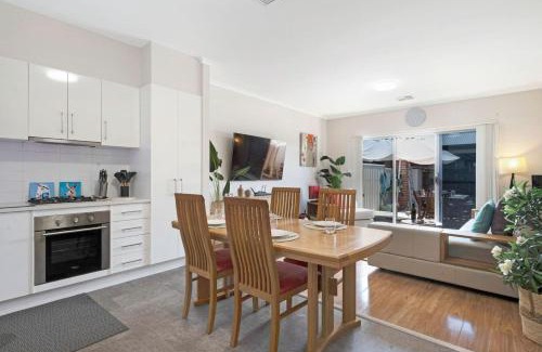 Bowden Casa | Pebbles - 3 Bedroom in Bowden