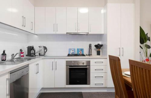 Bowden Casa | Pebbles - 3 Bedroom in Bowden