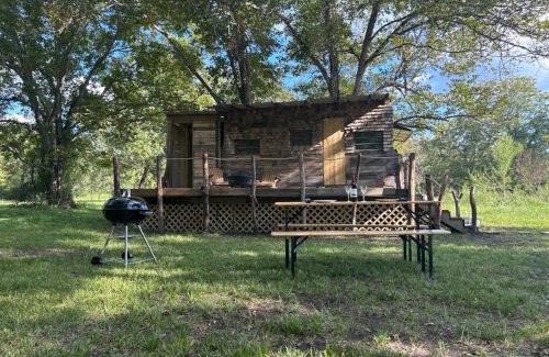 Huntsville Casa | Pecan Grove Cabin