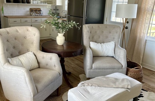 Ochlocknee Casa | Pecan orchard country hideaway, convenient to Thomasville & Tallahassee