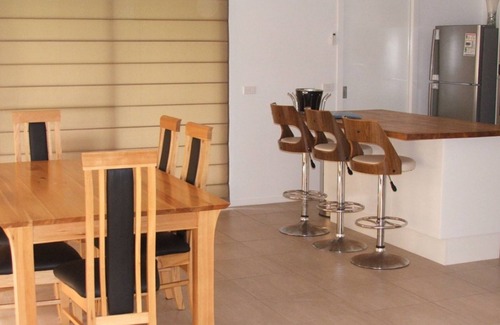 Tomakin Casa | Peckers Pet Friendly