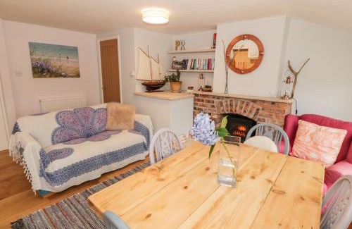 Moelfre Casa | Pedlars Pack