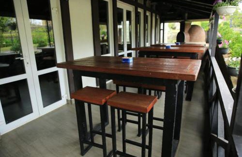 Nuwara Eliya Hotel | Pedro Barn Hotel at Little England Cottages